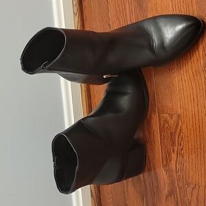 Circus by Sam Edelman Black Leather Rollins Heeled Ankle Boots